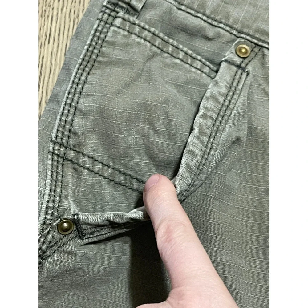 Carhartt Shorts, Men's Size 40, Green, Cargo, Pockets